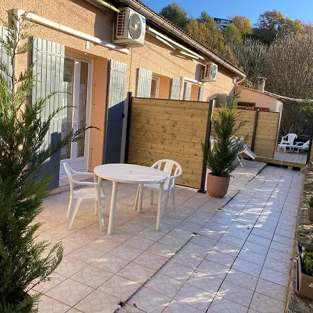 Vallon Paradis Apartment *